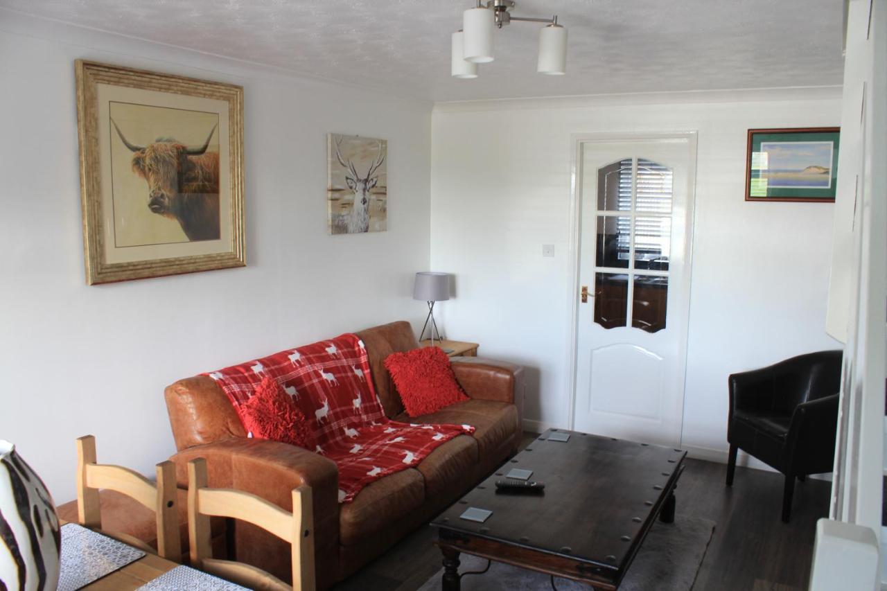 1 Fulmar Road**Next To West Beach And Golf Course Lossiemouth Exterior foto